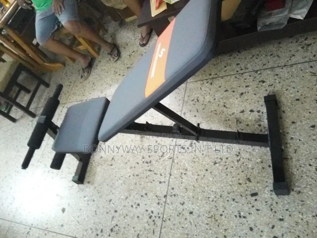 American Fitness Adjustable Bench Press