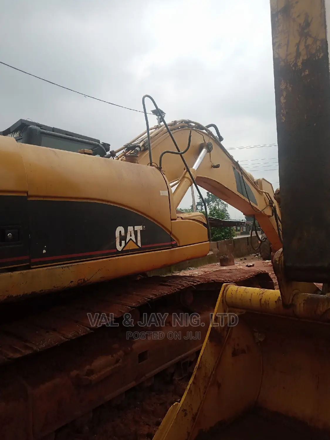 Excavator 330 DL - Tokunbo Grade - COMPANY STANDARD USE