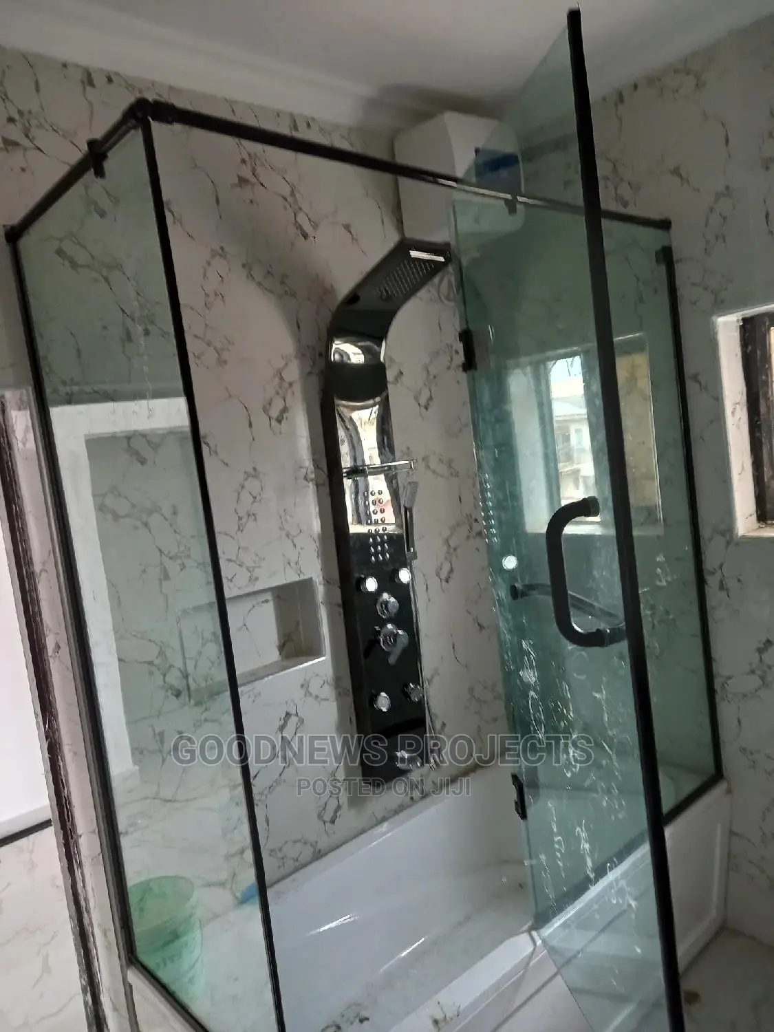 Black Hinge Shower Glass Cubicle