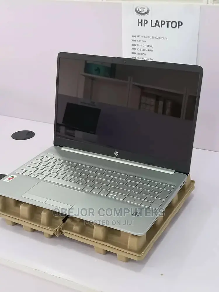 New Laptop HP 4GB Intel Core i3 HDD 1T