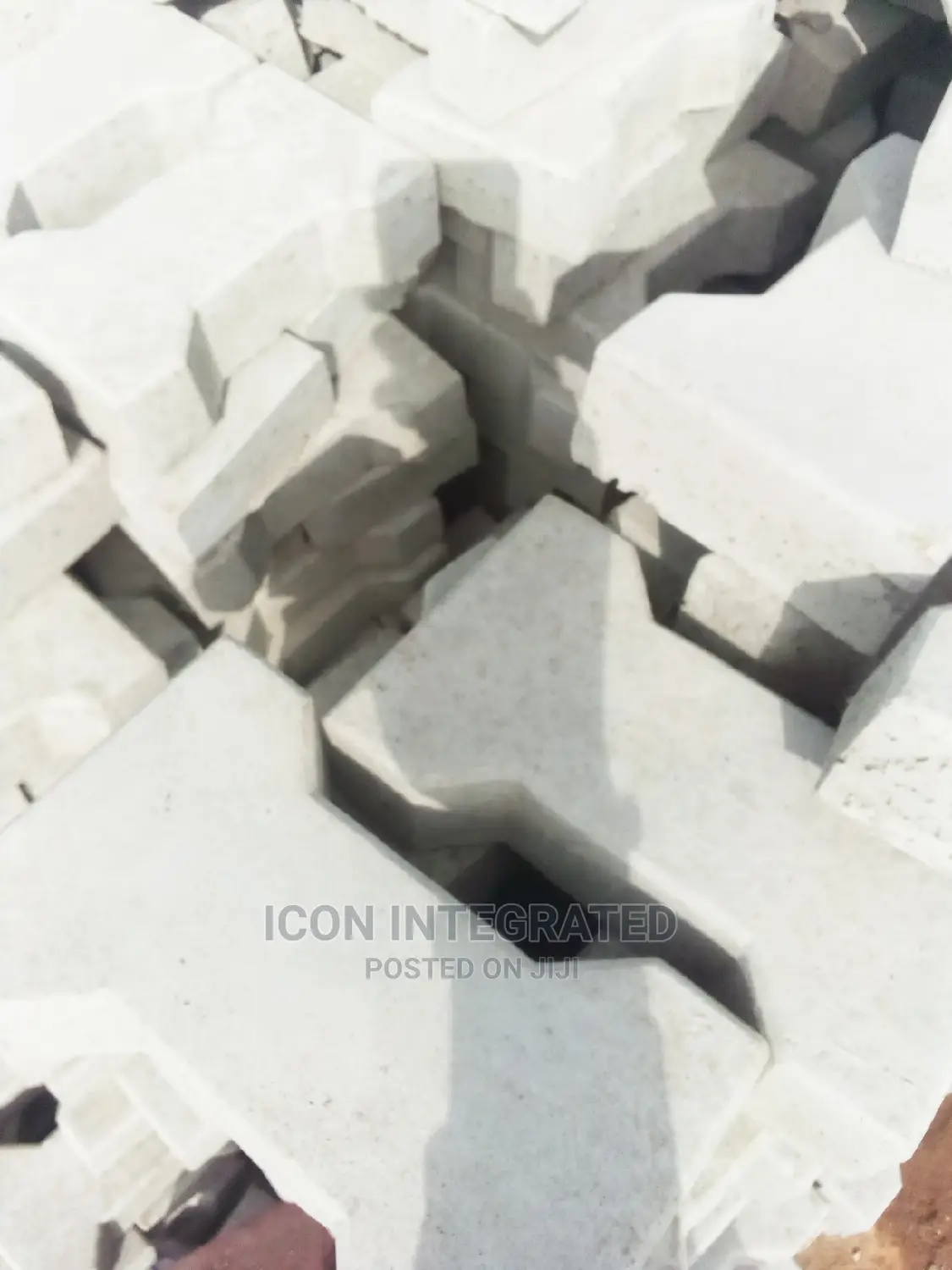 Best Quality Floor Interlocking Stones