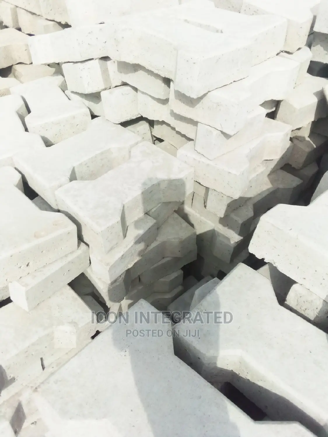 Best Quality Floor Interlocking Stones