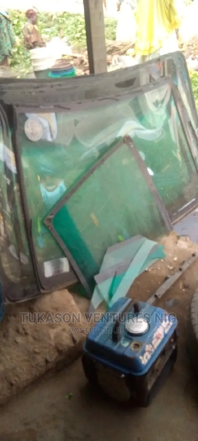 Windscreen for Honda and Acura Cars Available