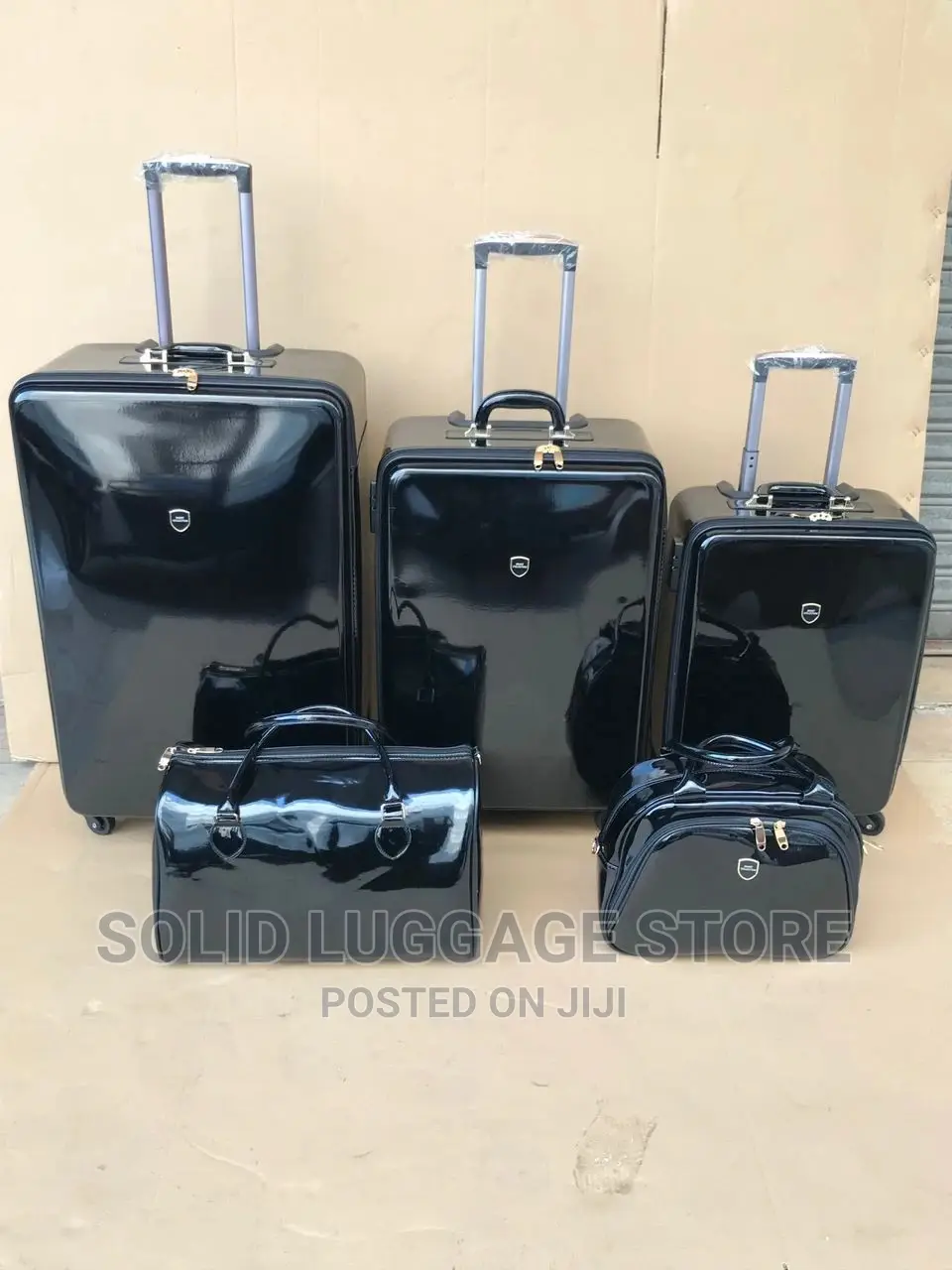 Smart Collection Luggage Box