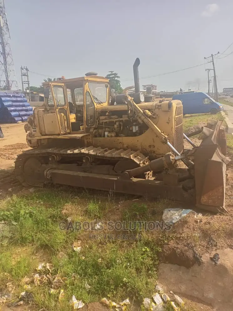 Caterpillar D8k Direct to Site for Hire
