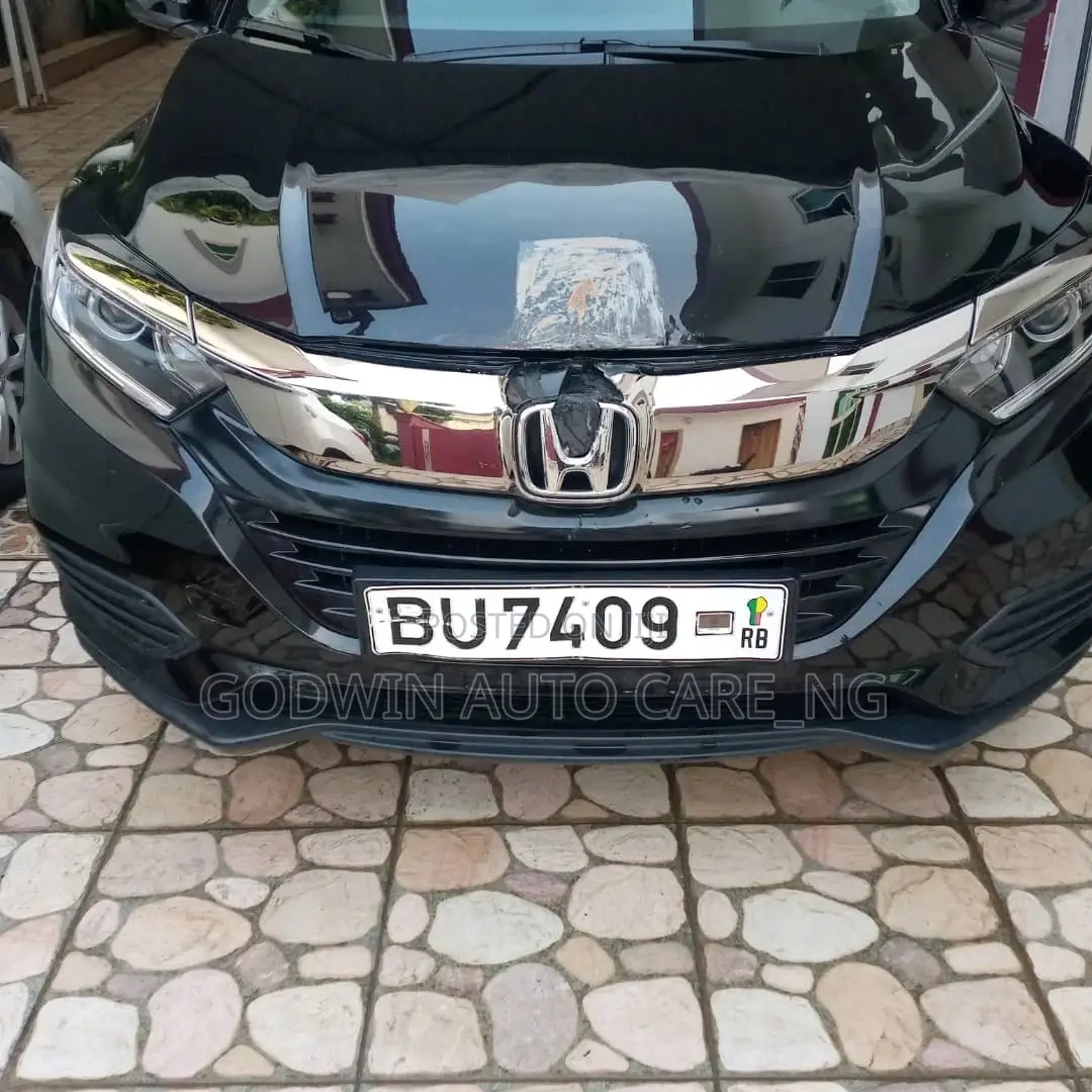 Front Grille 2018 Honda HRV