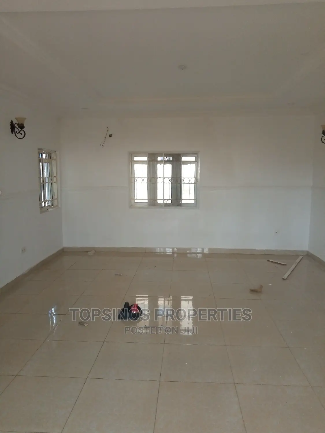 2bdrm Block of Flats in Dawaki for rent