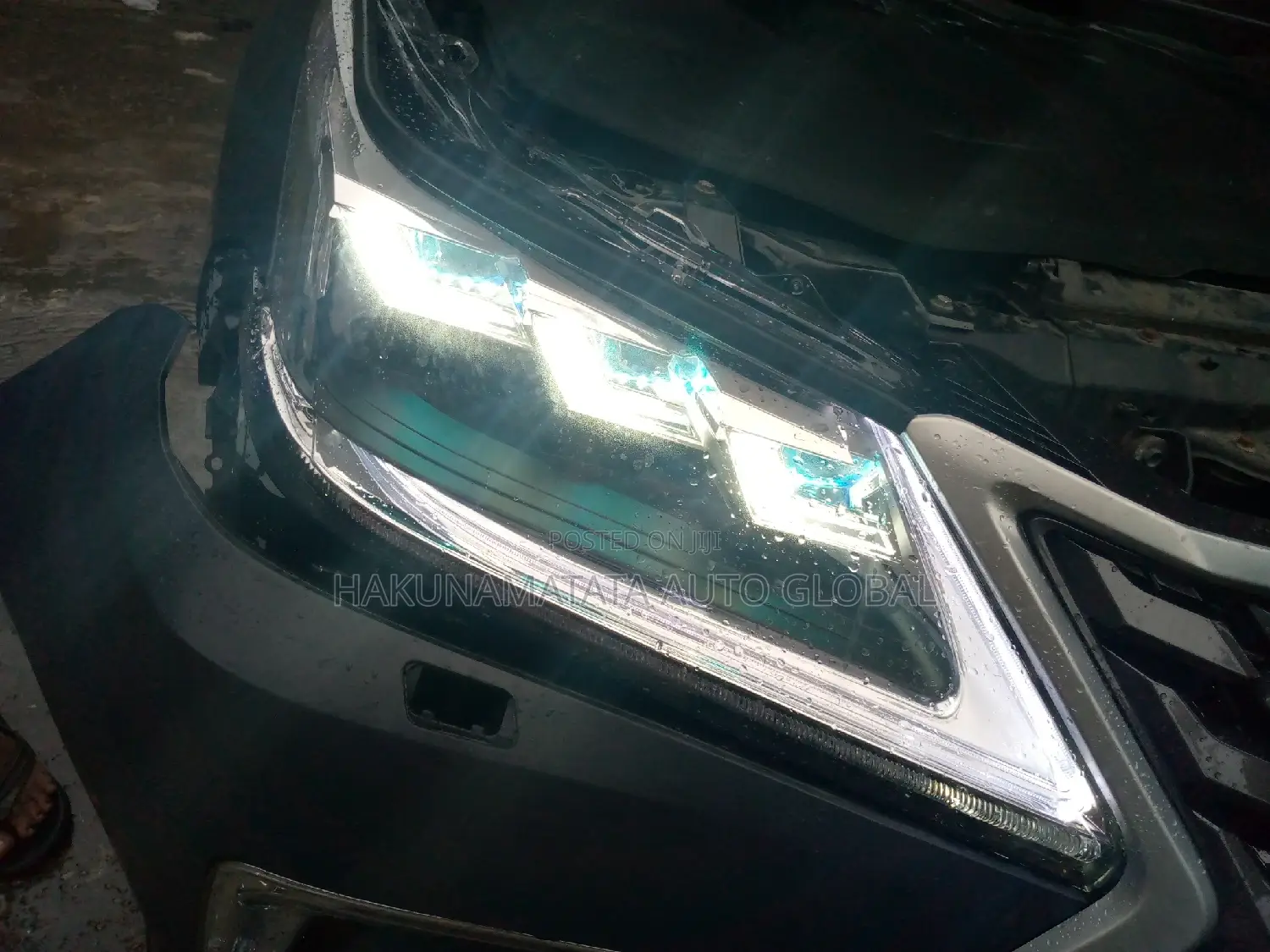 Headlight for Lx570 2020 Model Available at Affordable Price