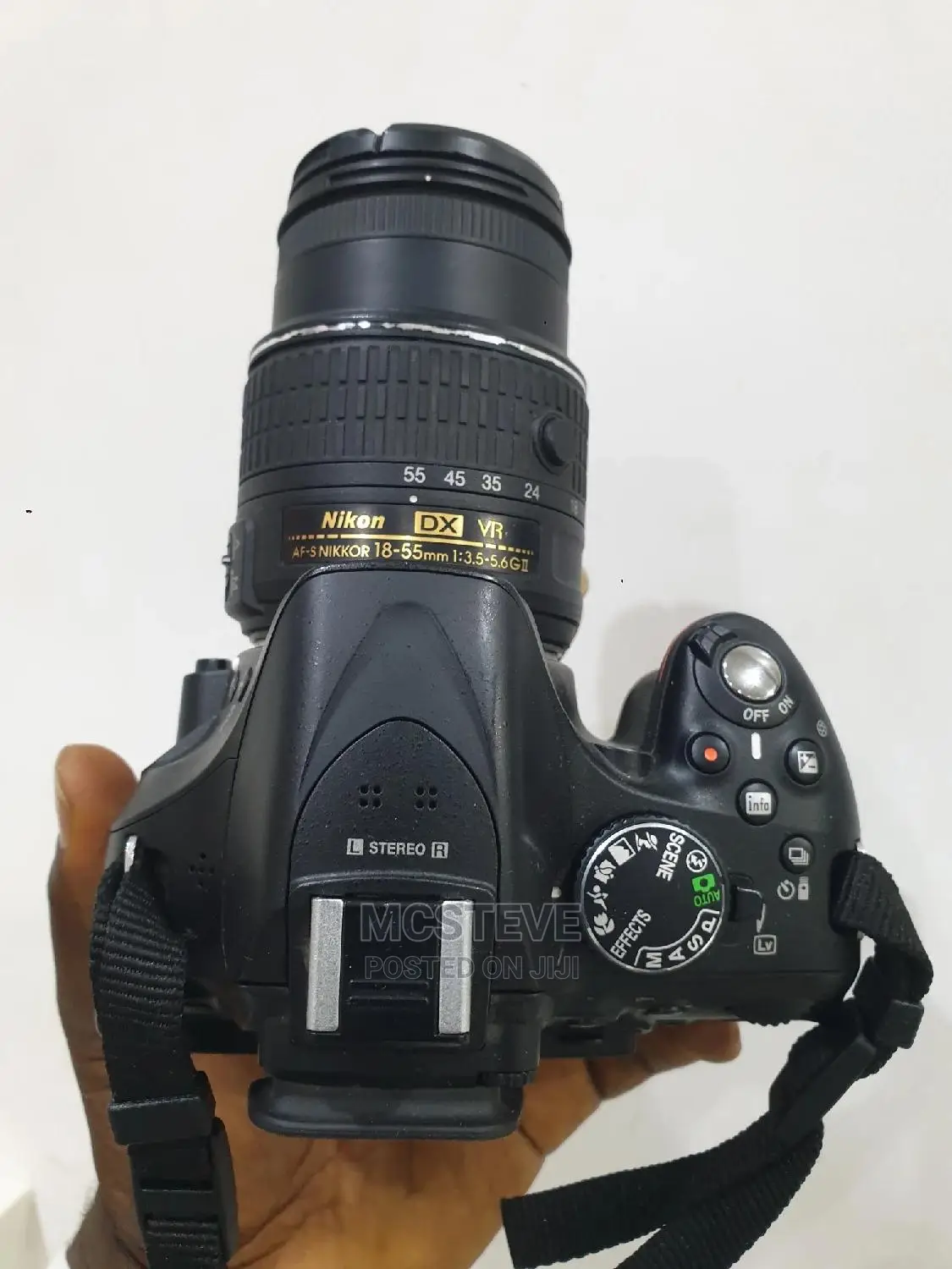 Nikon D5200 DSLR Camera