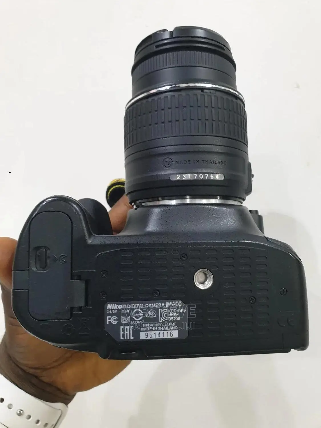 Nikon D5200 DSLR Camera
