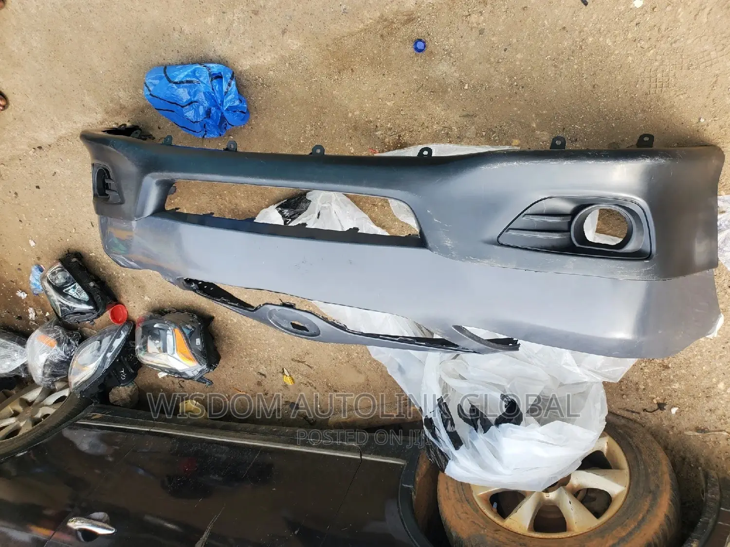 Complete Front Bumper &  Paded For Toyota Camry 2010/11 Sports Edition