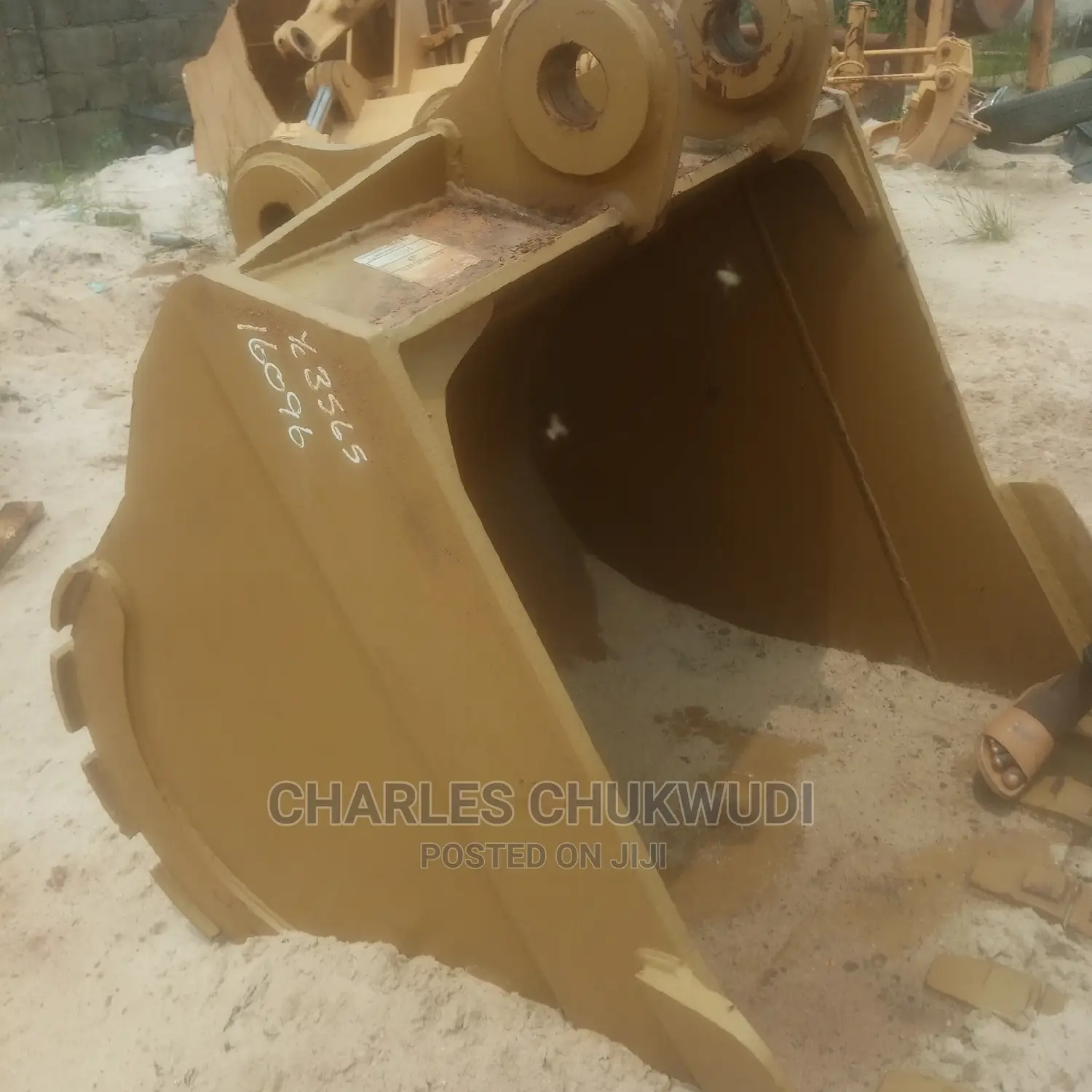325bl Excavator Bucket