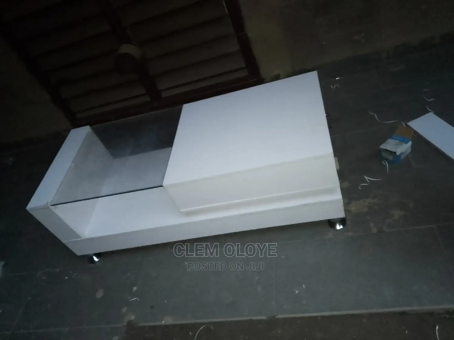 Standard Center Table
