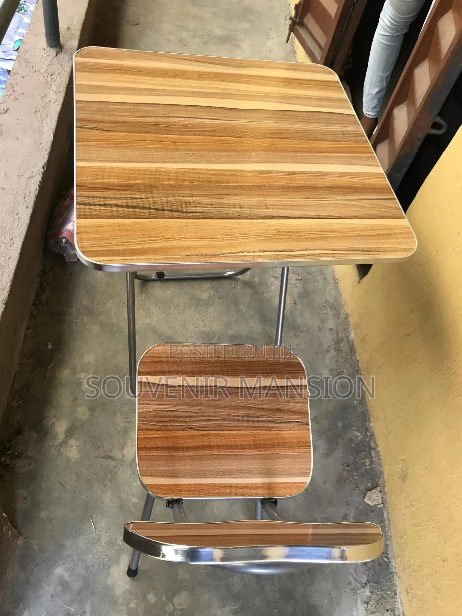Foldable Table and Chair