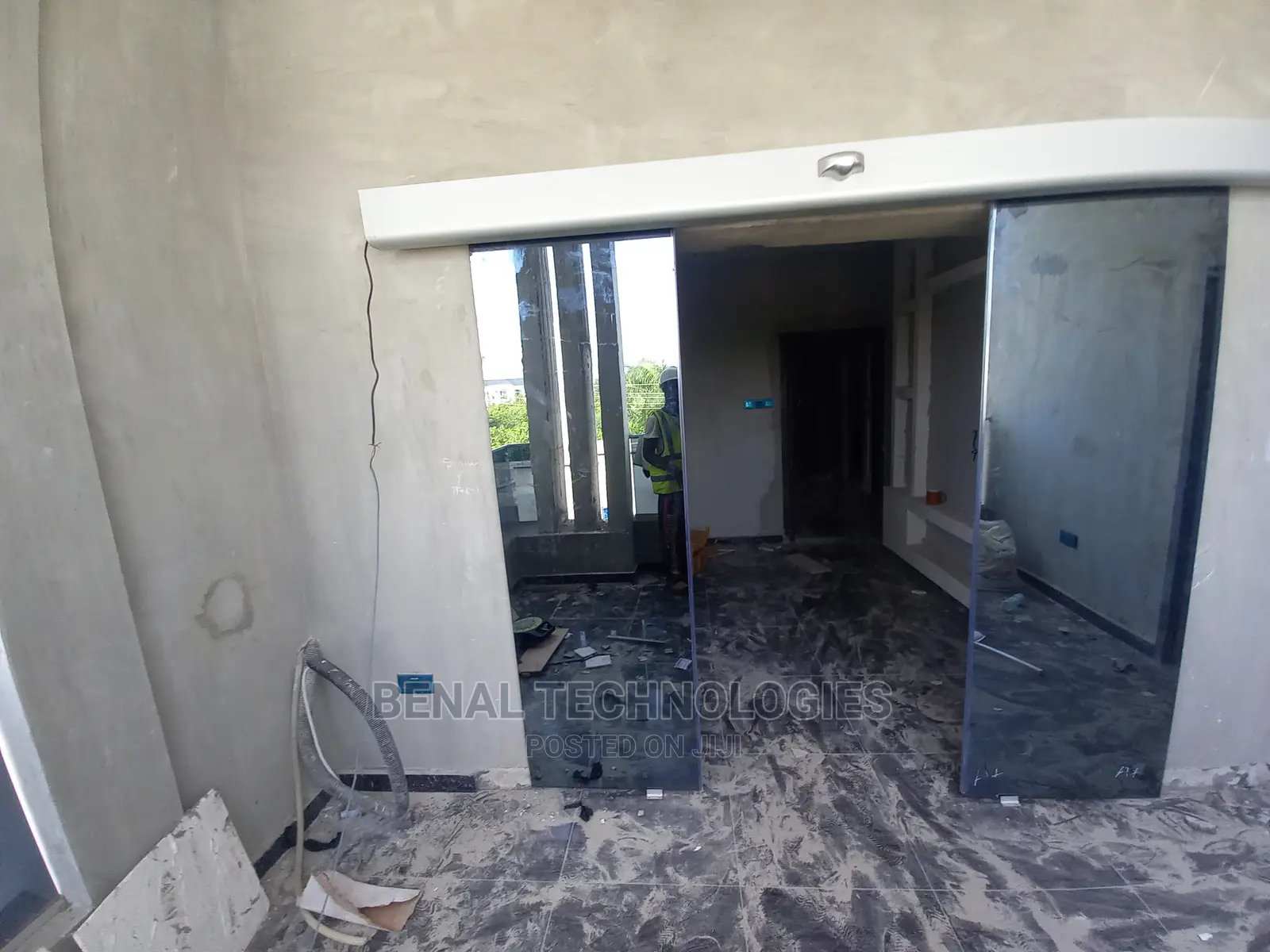 Quality Automatic Entrance Sliding Door in Victoria Island