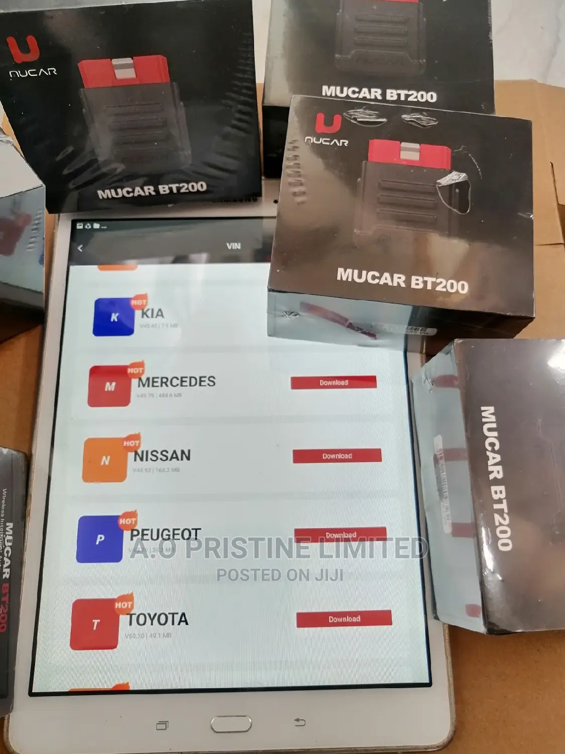 MUCAR BT200 Pro Car Scanner Free Lifetime Update 4 System