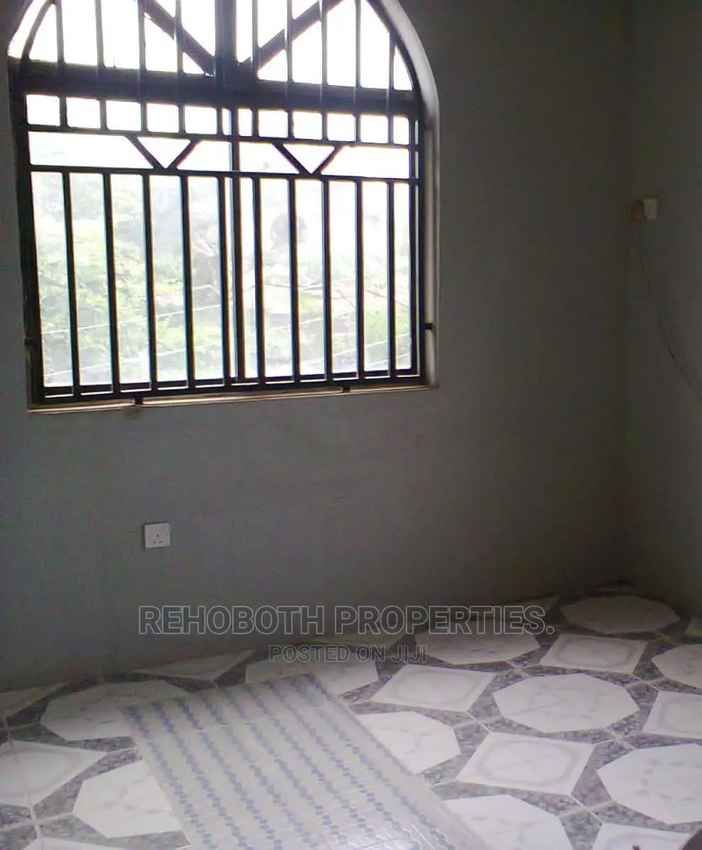 5bdrm Duplex in Oluyole, Ibadan for Rent