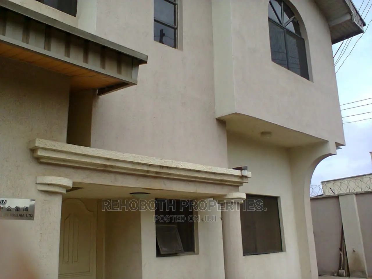 5bdrm Duplex in Oluyole, Ibadan for Rent