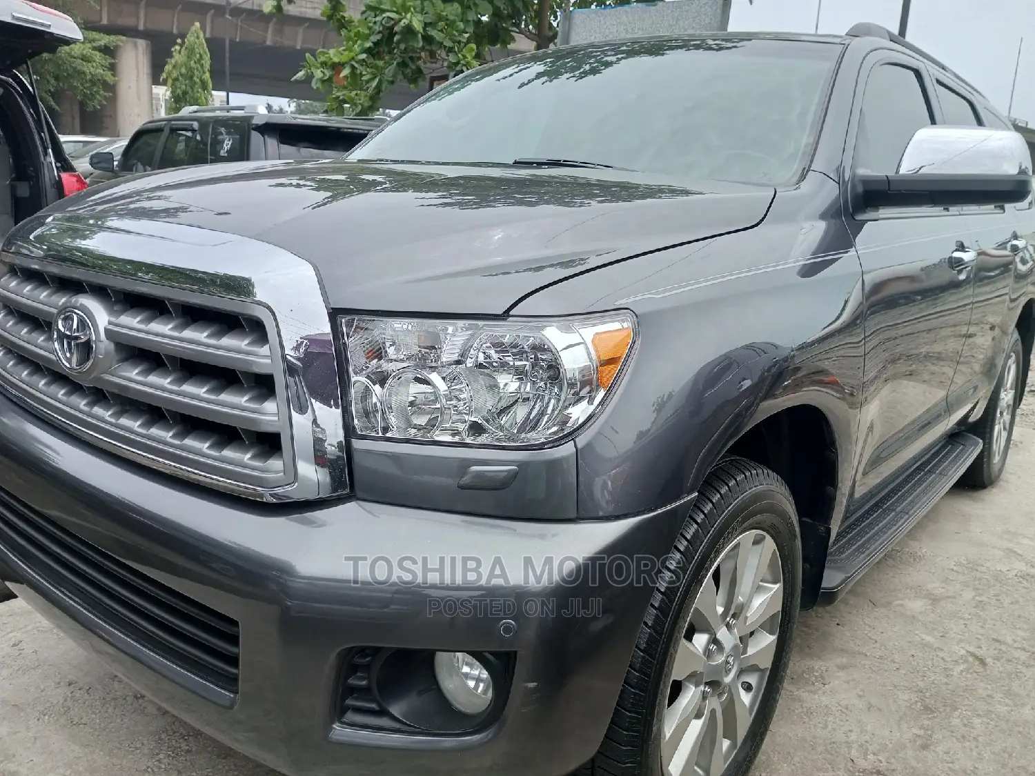 Toyota Sequoia 2015 Gray