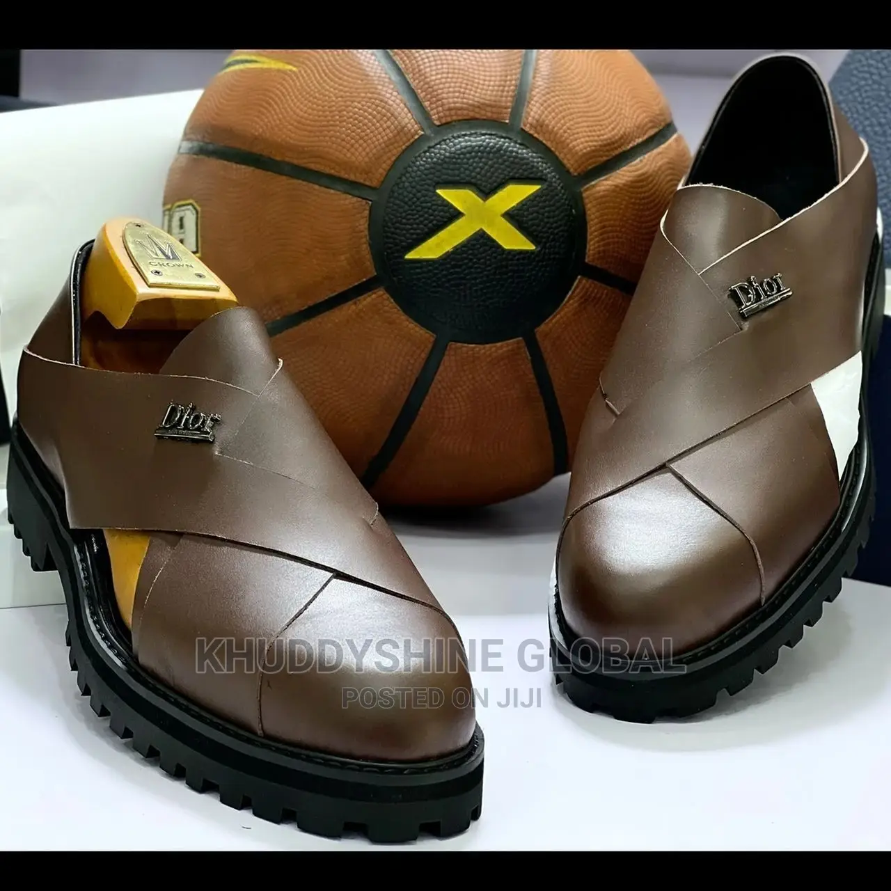 Original Luxury Dior Shoe