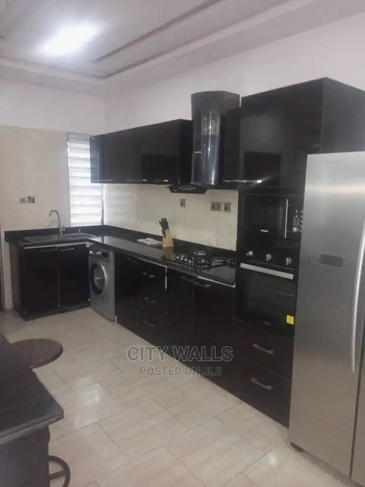 Furnished 2bdrm Block of Flats in Ikate for Rent