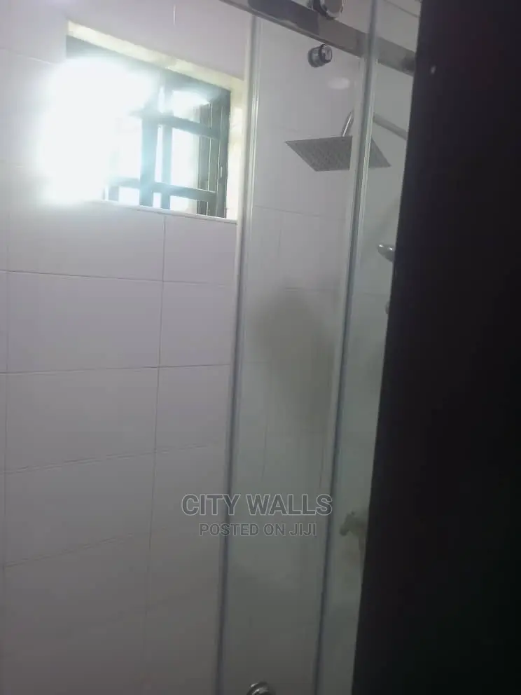 Furnished 2bdrm Block of Flats in Ikate for Rent