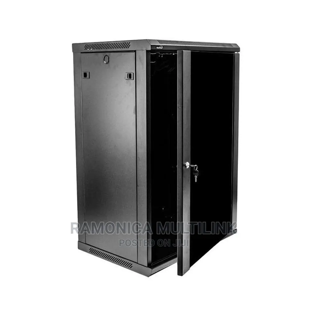 18U Rack Cabinet With Glass Door (600 X 600)