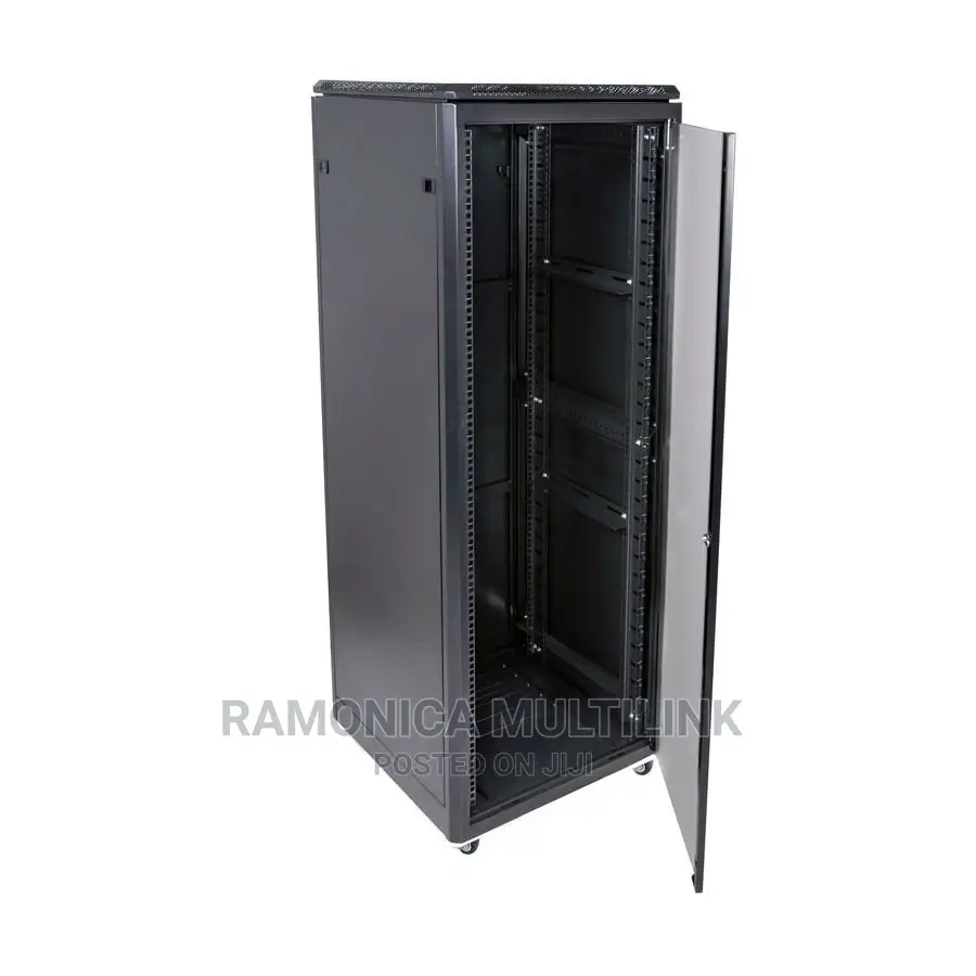 22U Rack Cabinet With Glass Door (600 X 800)