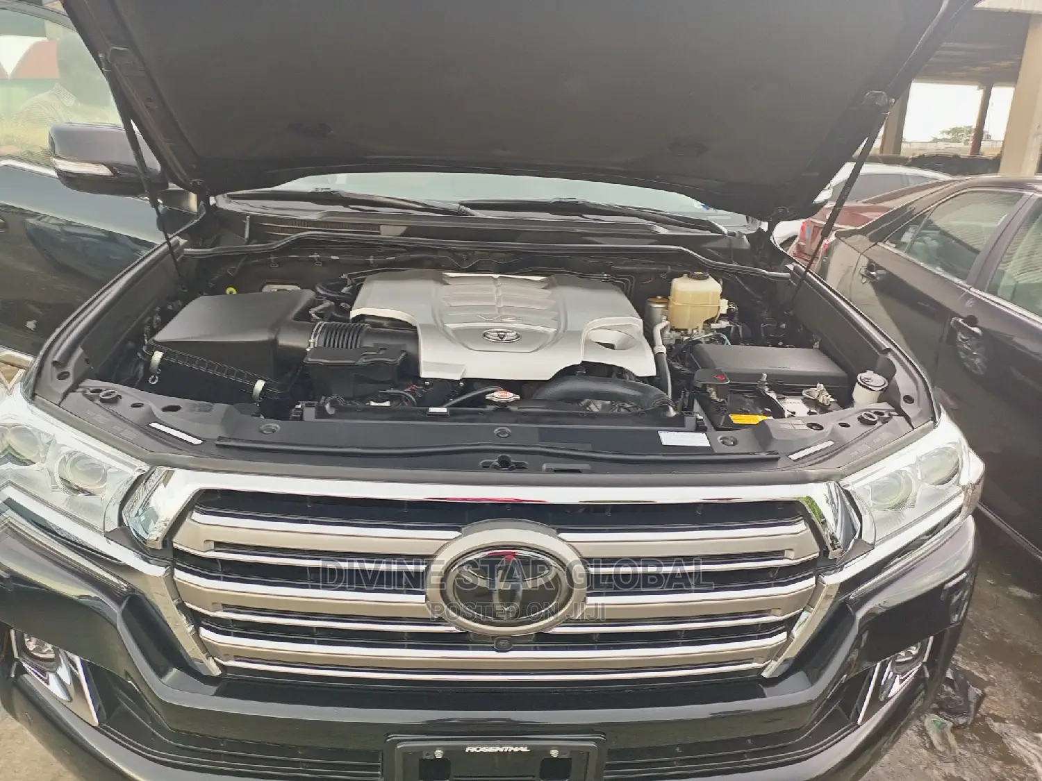 Toyota Land Cruiser 5.7 V8 VXR 2019 Black