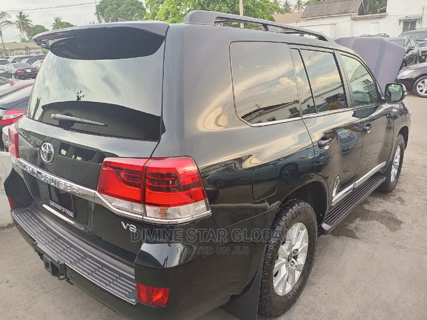 Toyota Land Cruiser 5.7 V8 VXR 2019 Black