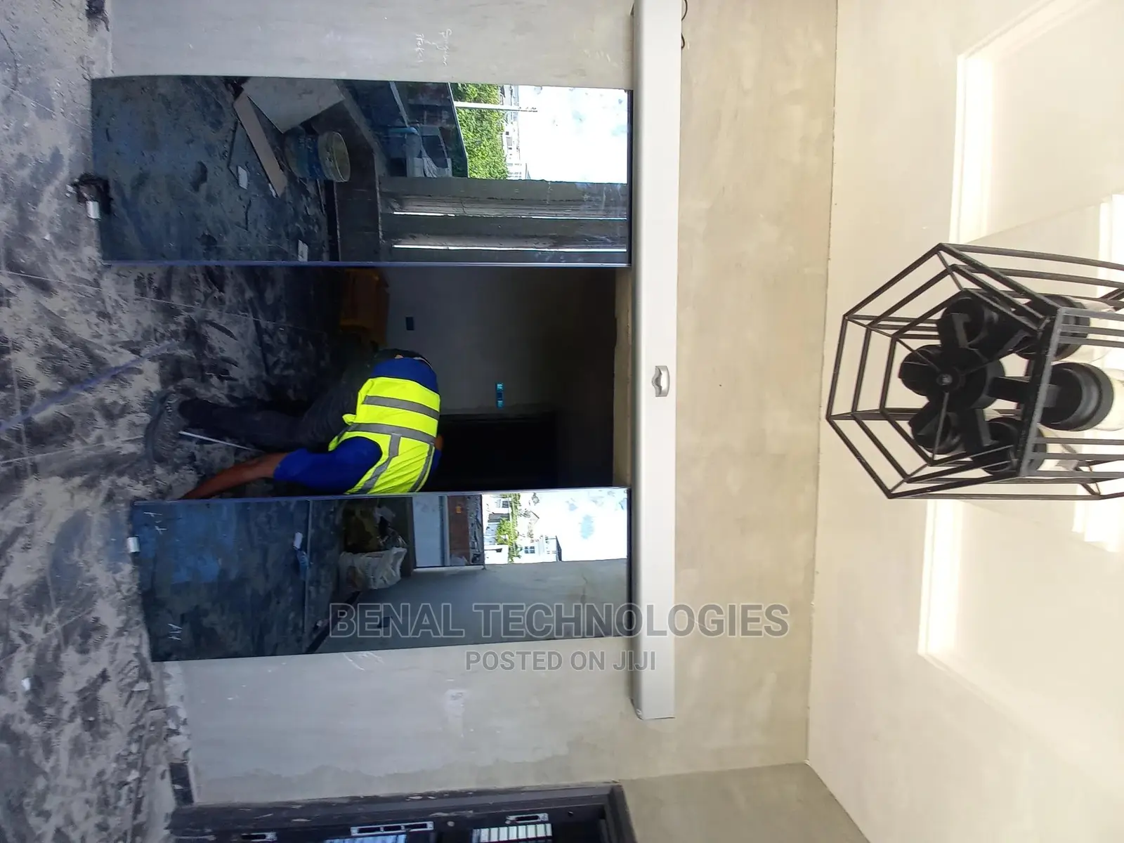 Quality Entrance Automatic Sensor Door in Nsukka