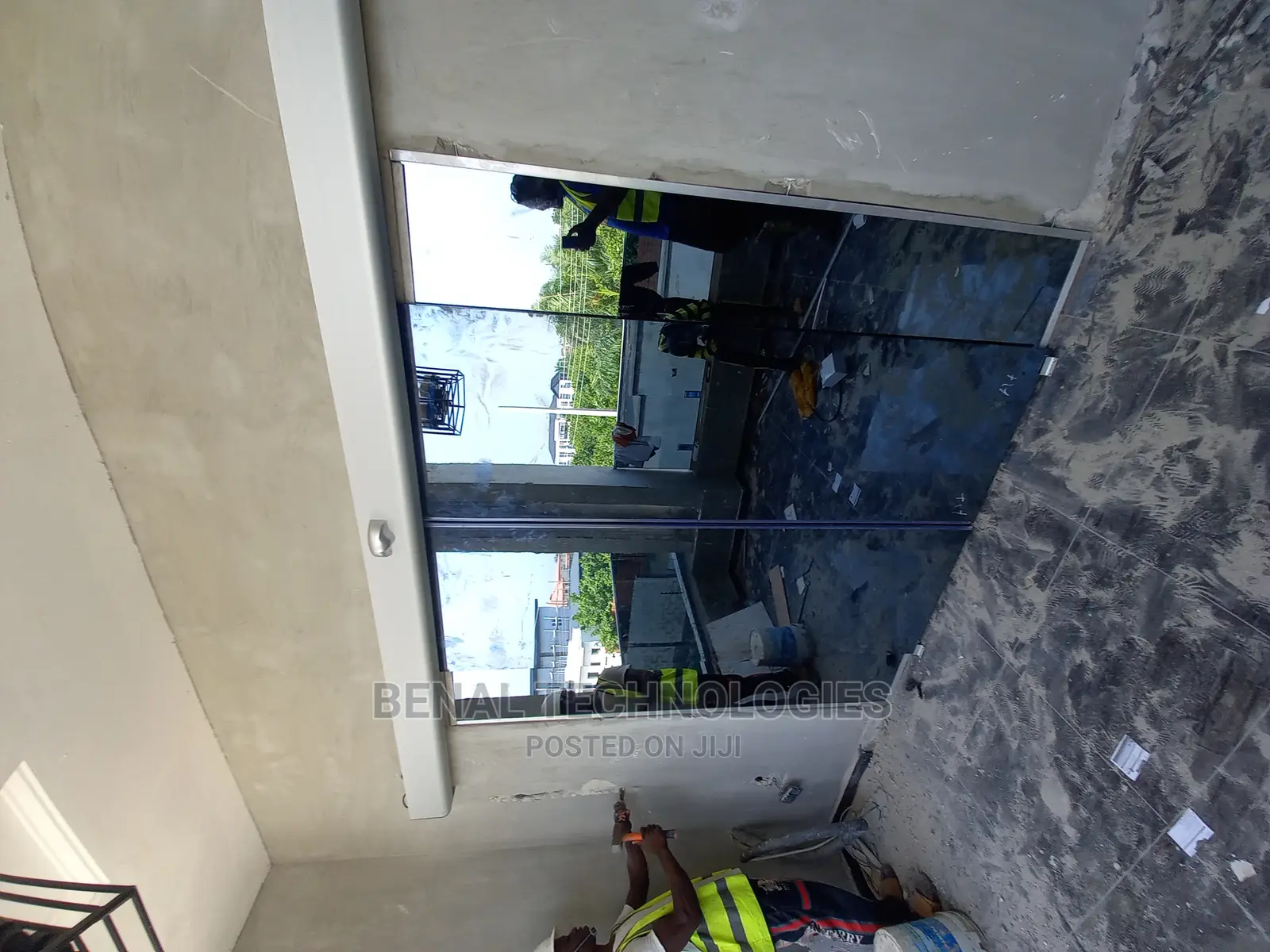 Very Effective Automatic Entrance Sliding Door in Sapele