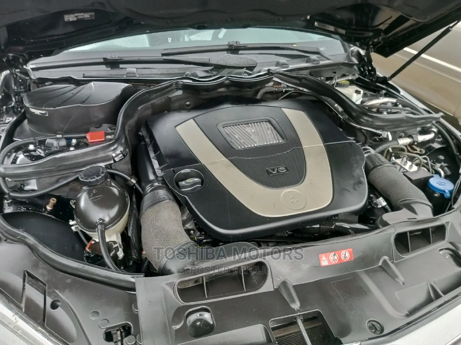 Mercedes-Benz C300 2011 Black