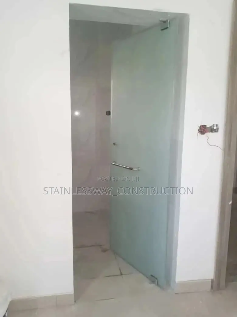 Glass Swing Door