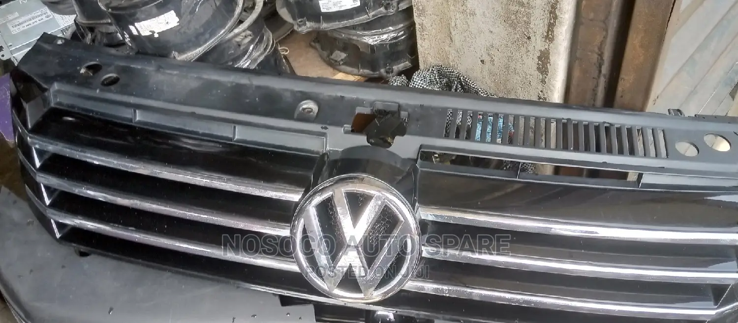 Front Grill Passat Se Is Available 2010 And 2013