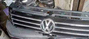 Front Grill Passat Se Is Available 2010 And 2013