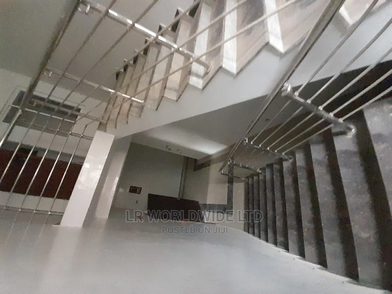 5bdrm Mansion in Gwarinpa for sale