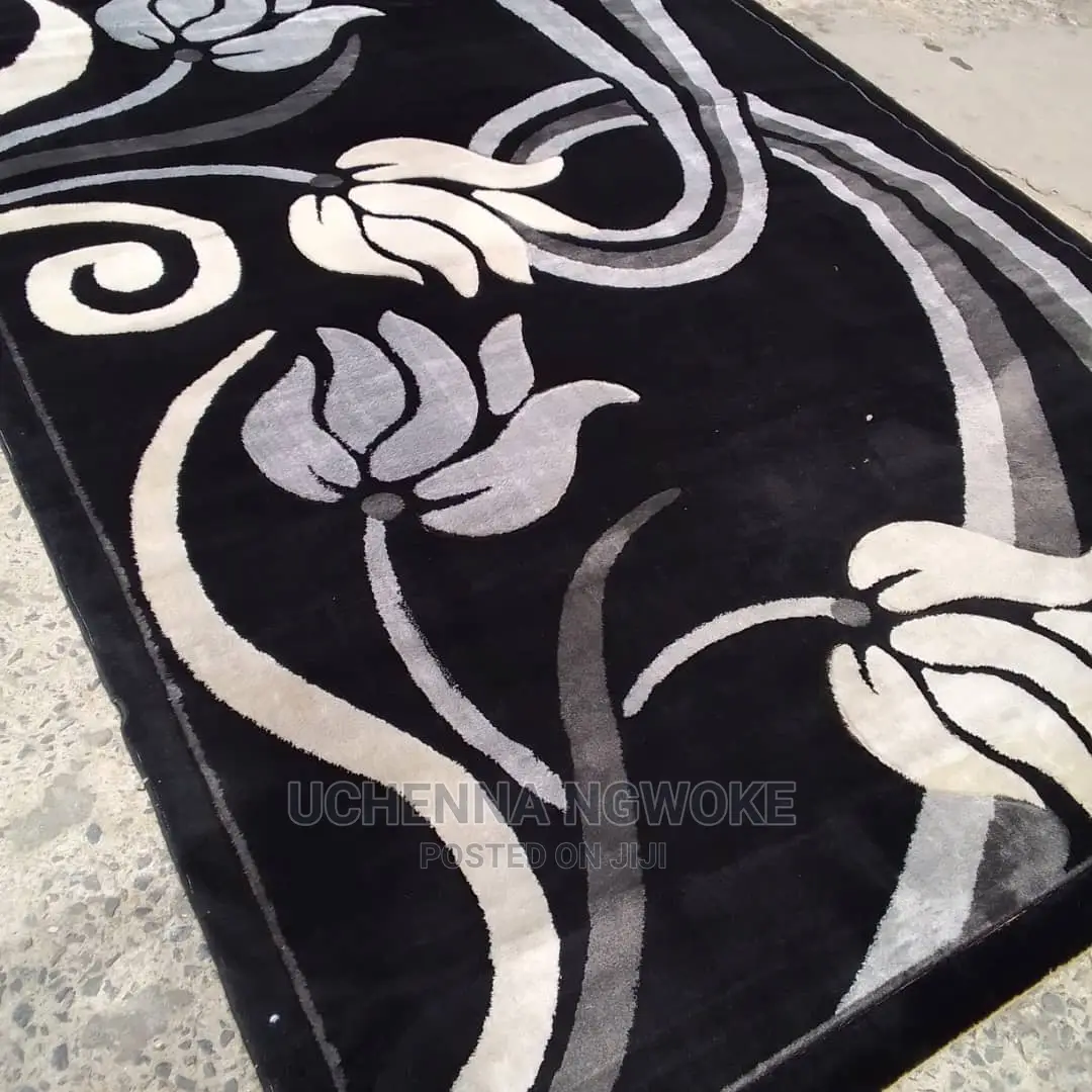 Original Quality Designer Fluffy Super Soft Center Rug.