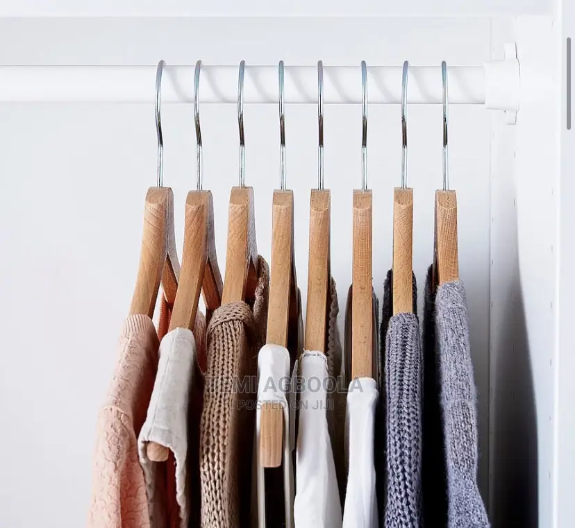 10pcs Wooden Hangers