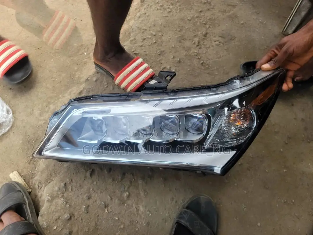 Headlight 2017 Acura MDX