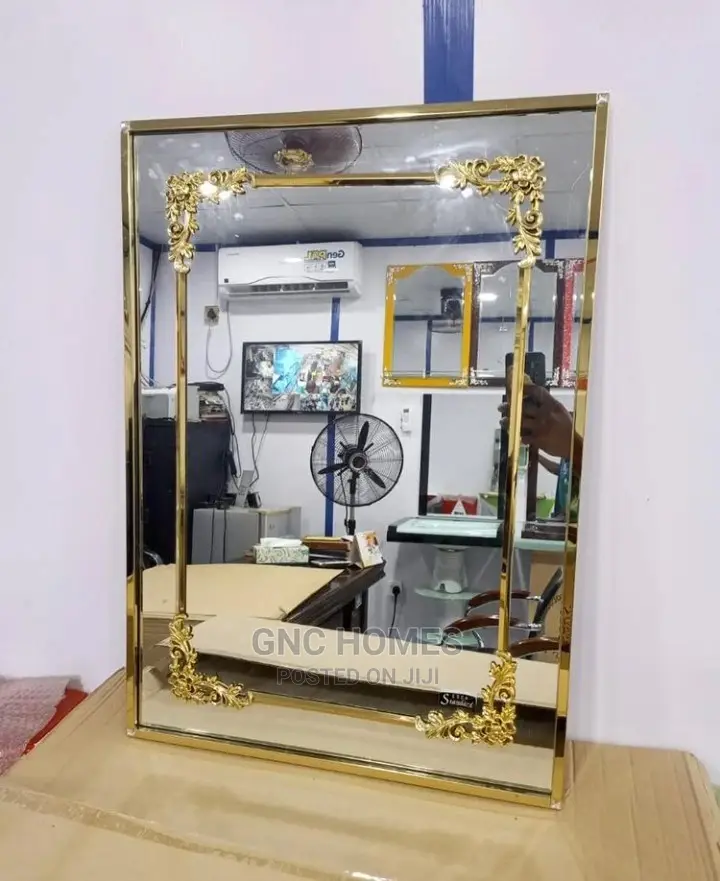 Gold Frame Mirror Square