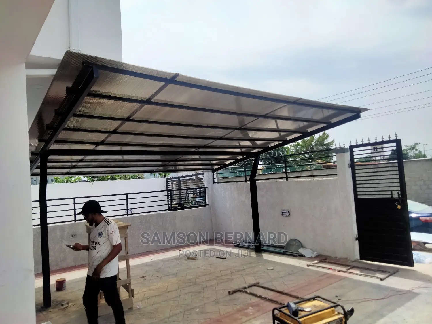 Dampalon Car Port