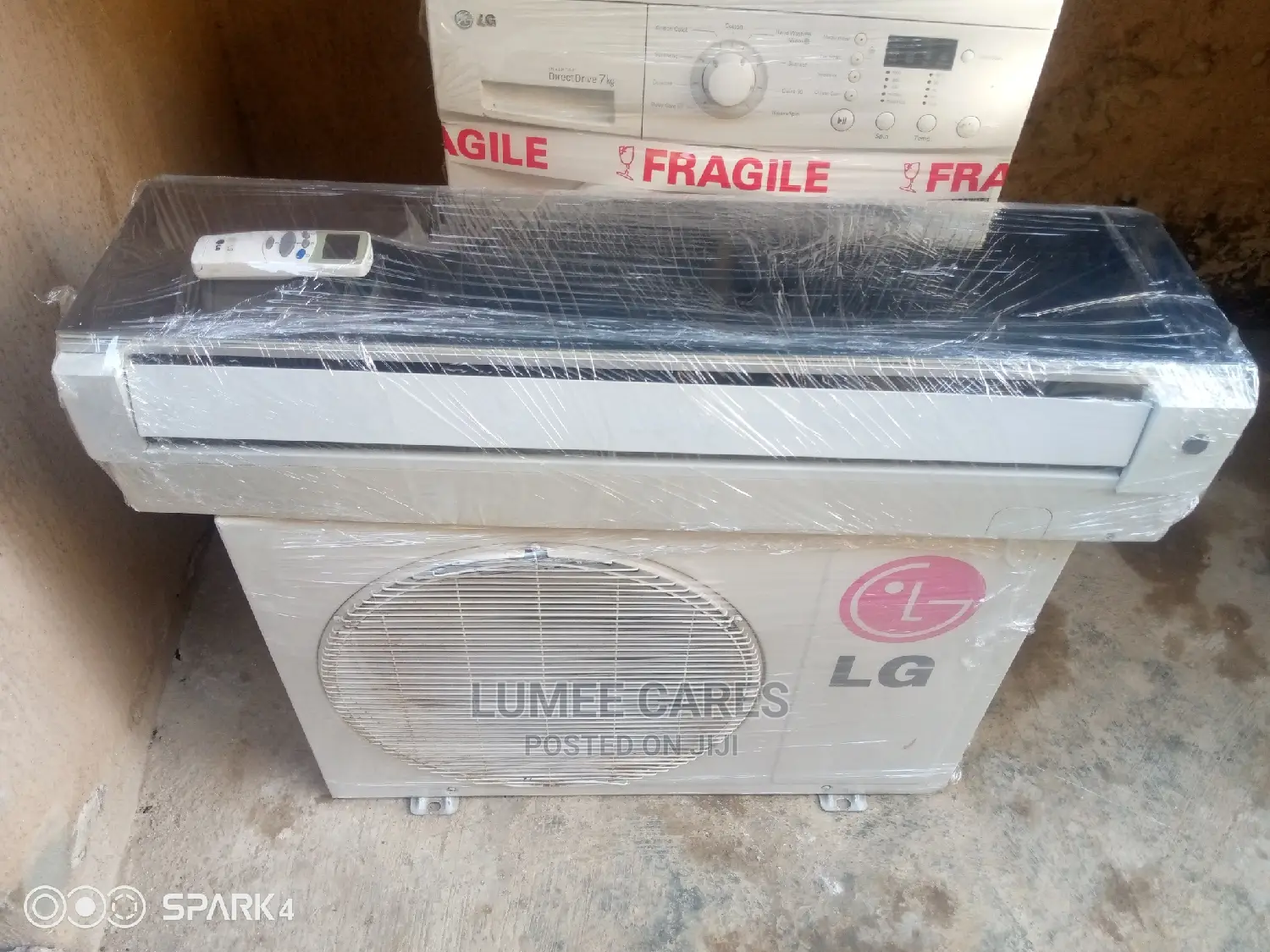 Lg 1.5hp Glass Face Air Conditioner