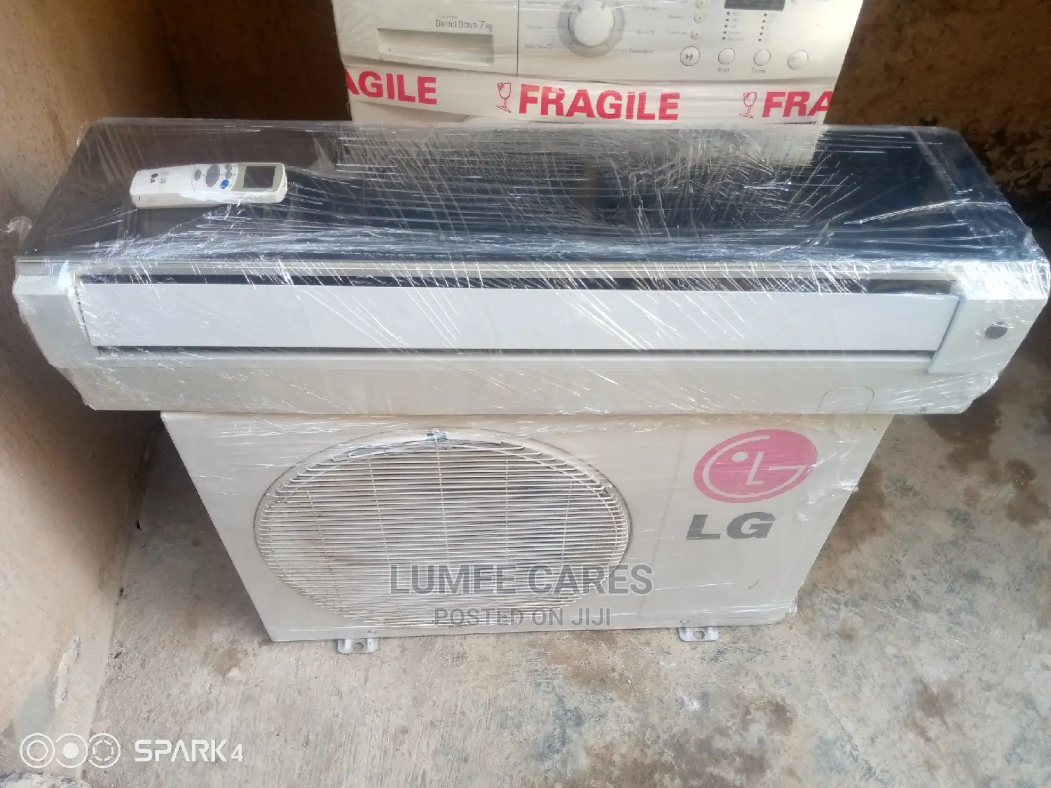 Lg 1.5hp Glass Face Air Conditioner