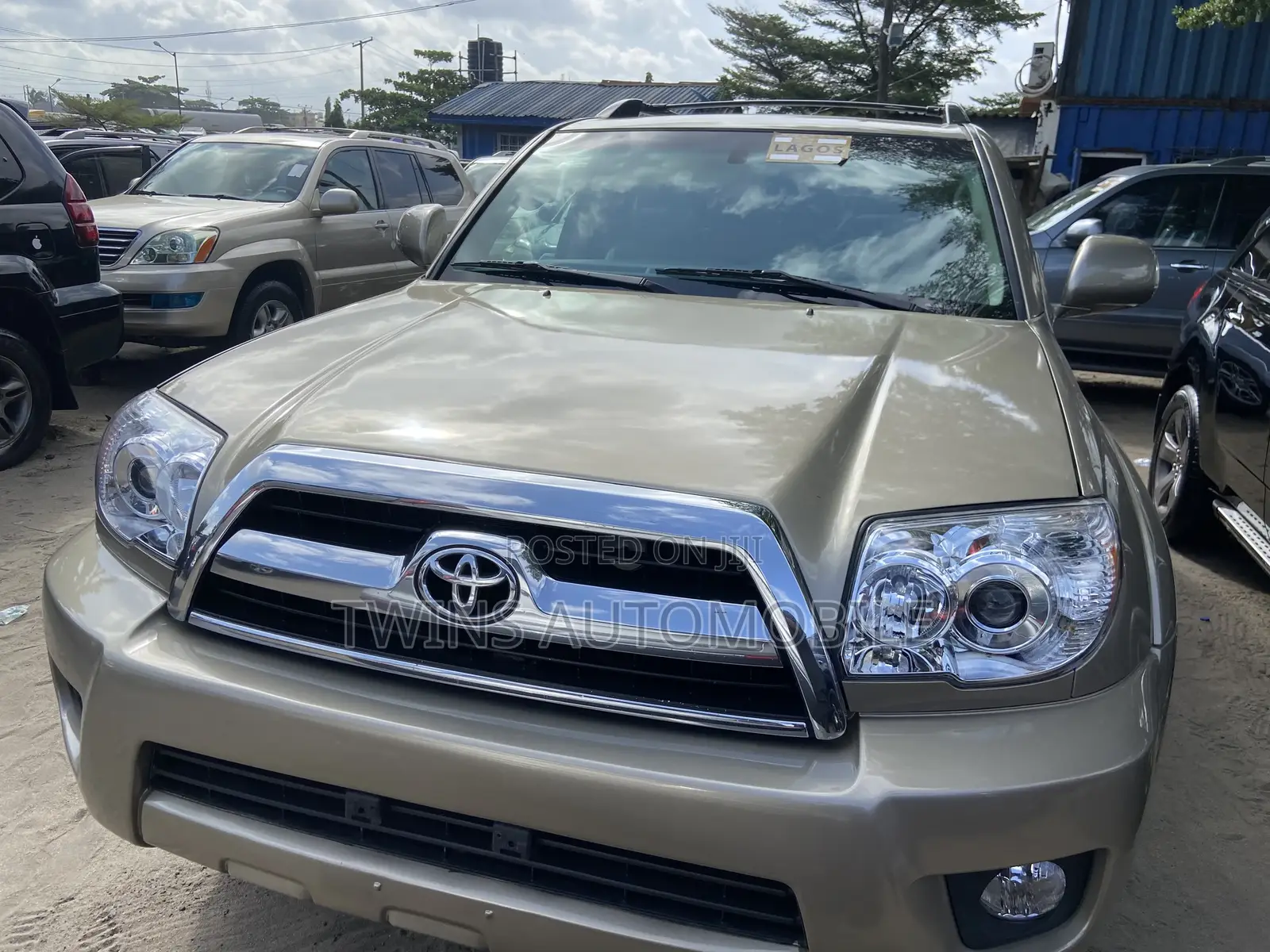 Toyota 4-Runner Limited 2008 Gold