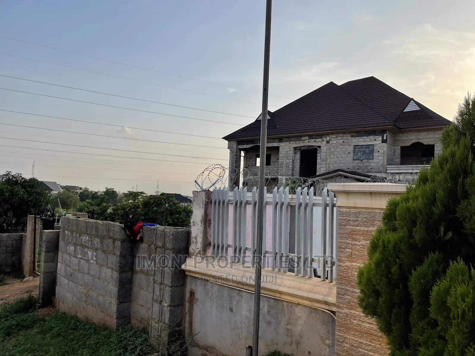 9bdrm Duplex in Dawaki, Dakwo District for Sale