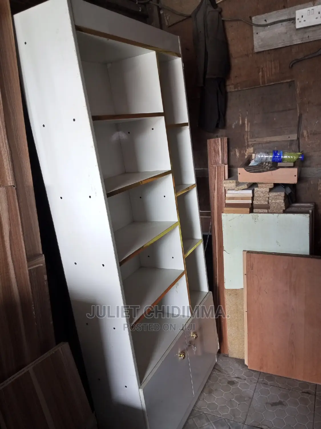 A Quality and Affordable Shelf