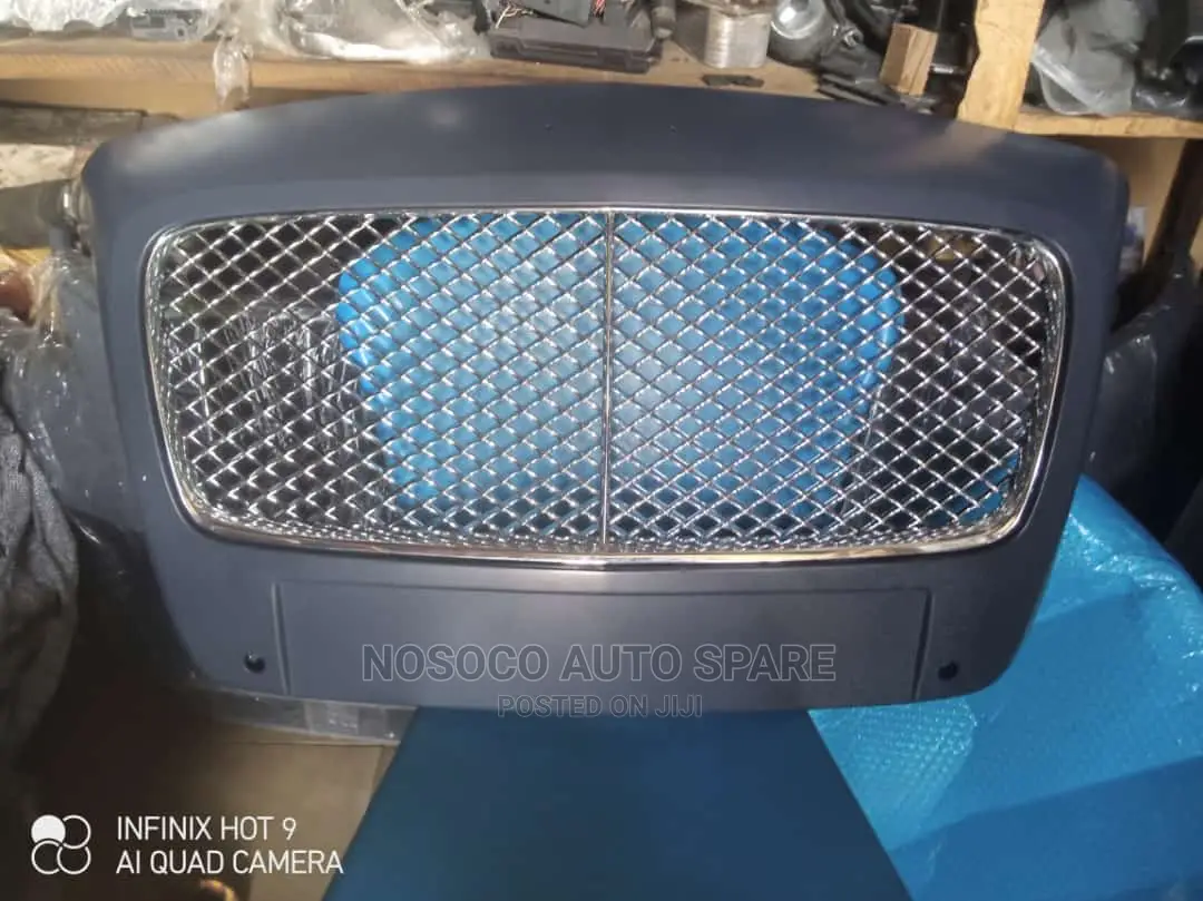 Front Grill Bentley 2013