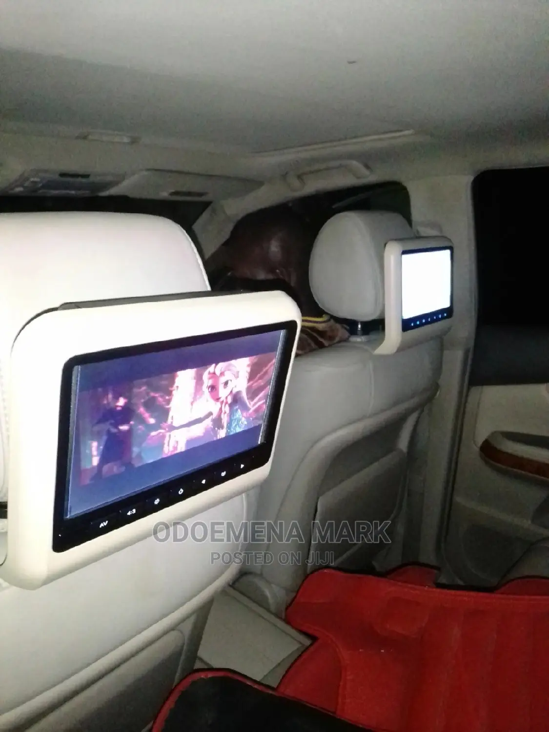 Car Woofer Speaker With Headrest DVD Player