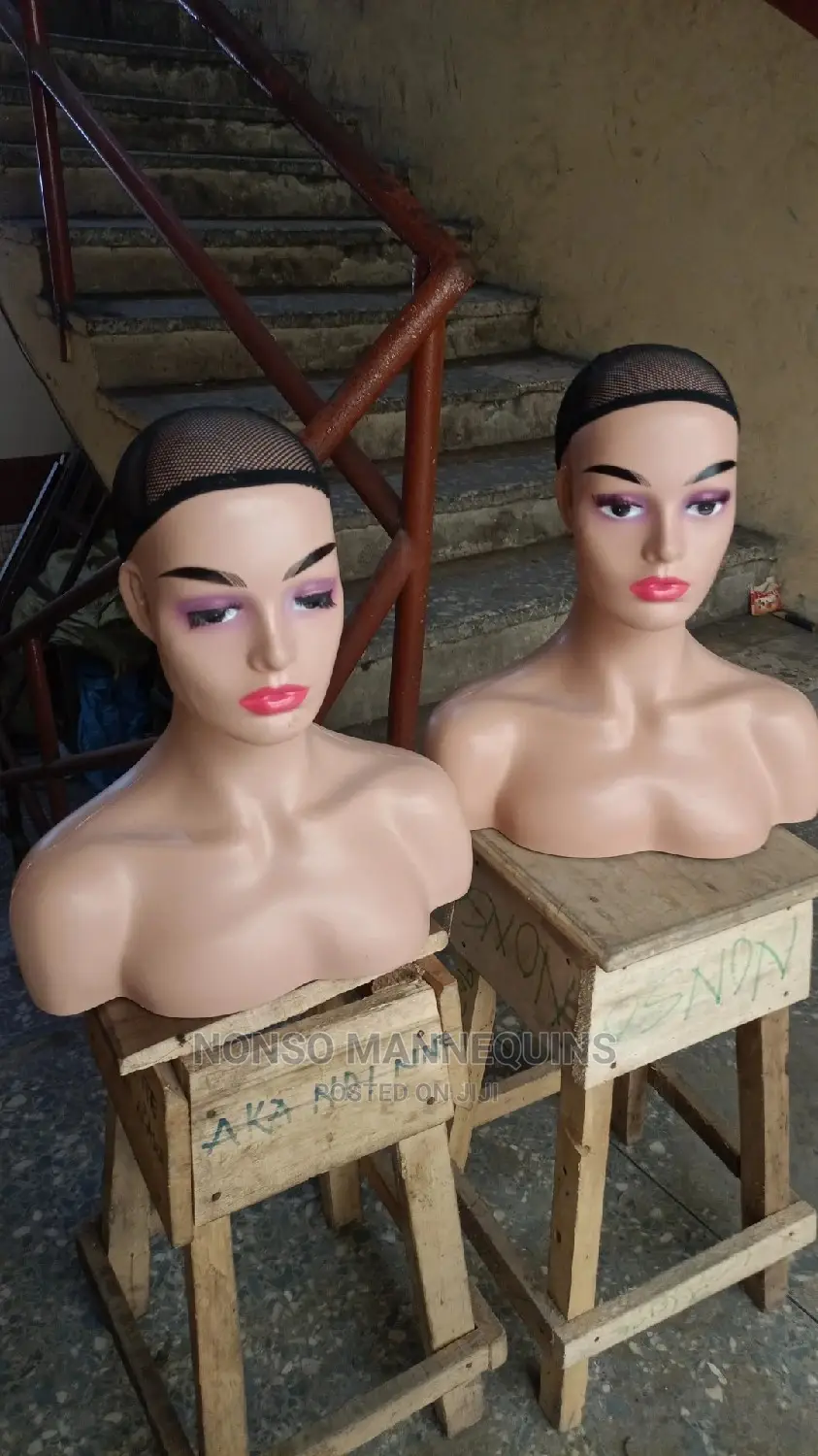 Mannequins Head With Shoulder